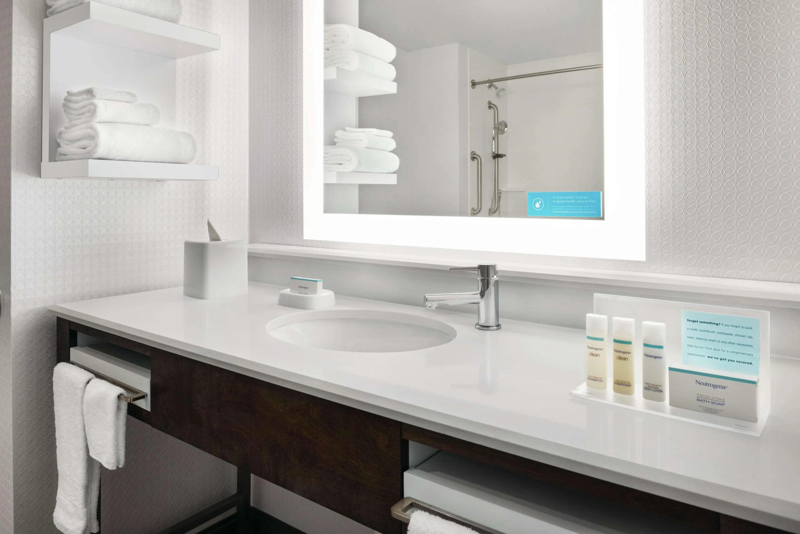 Hampton Inn Brooklyn Park