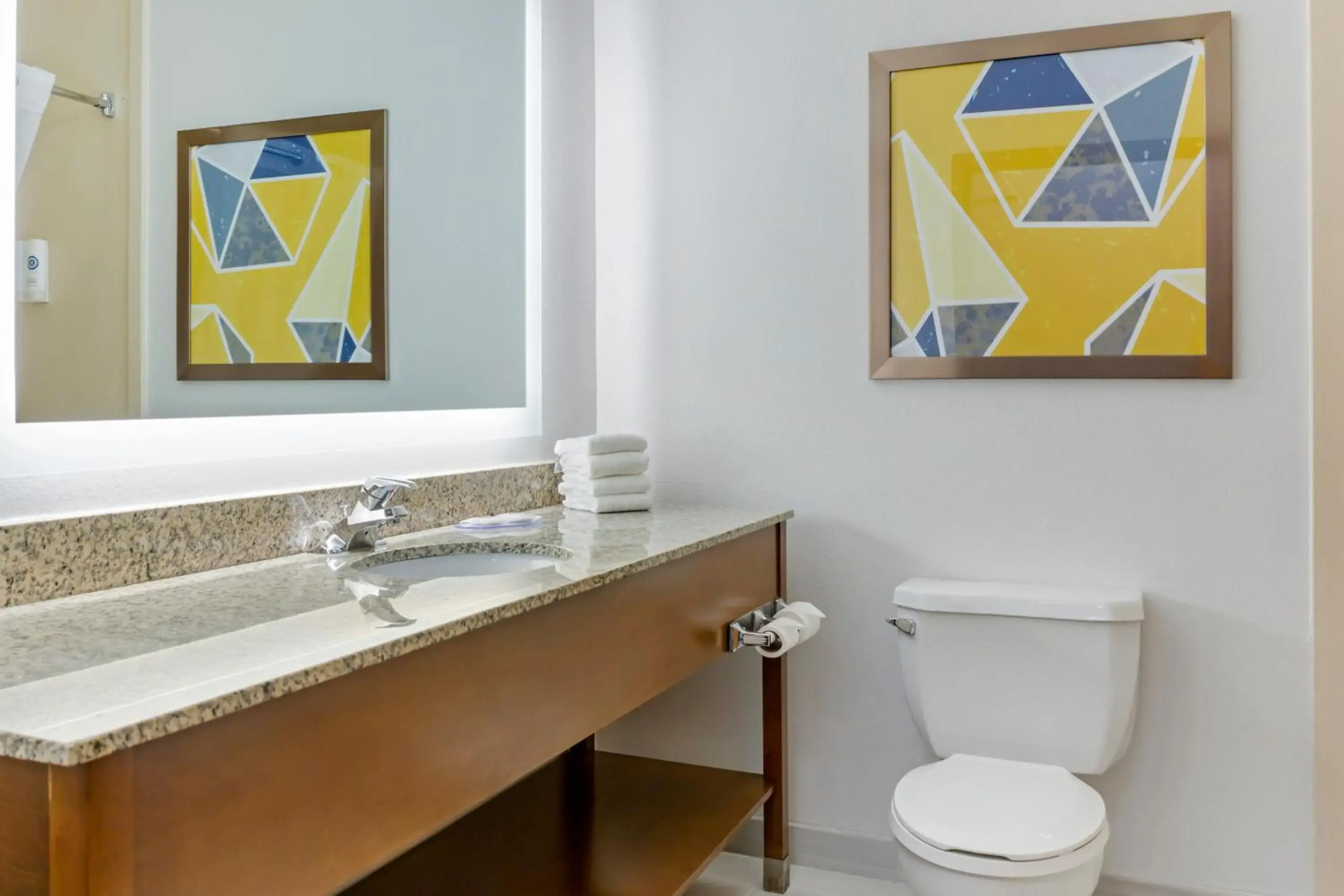 Comfort Inn & Suites Rapid City near Mt. Rushmore