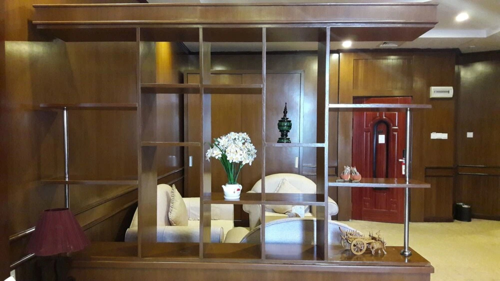 Mingalar Thiri Hotel