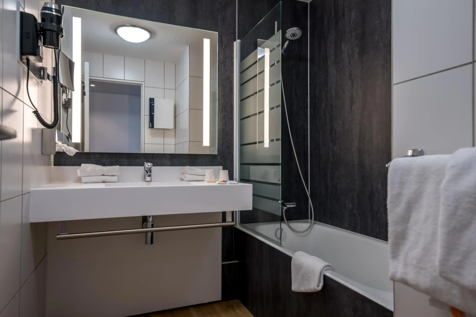 Mercure Bords De Loire Saumur