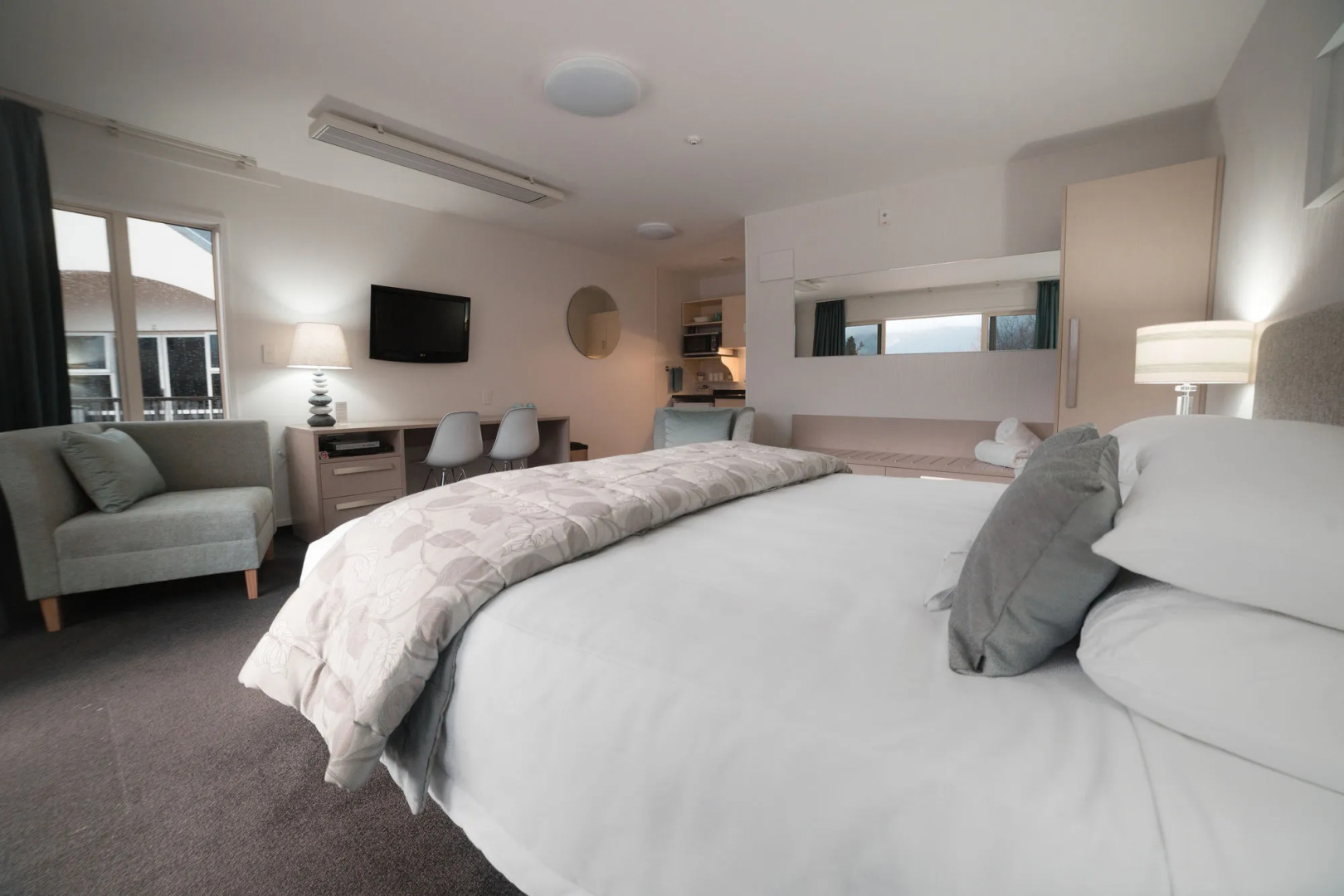 Radfords on the Lake