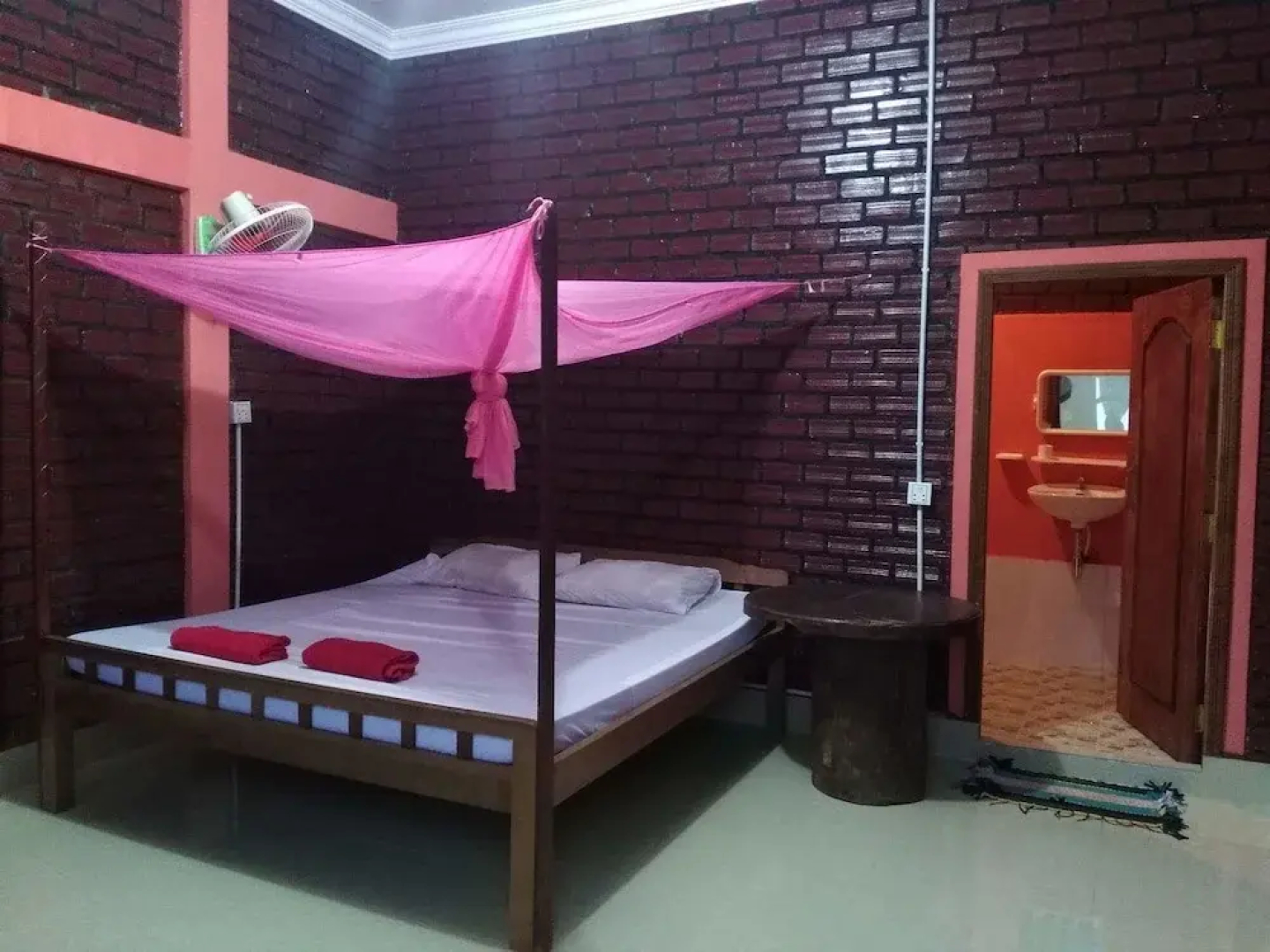 Family House Homestay