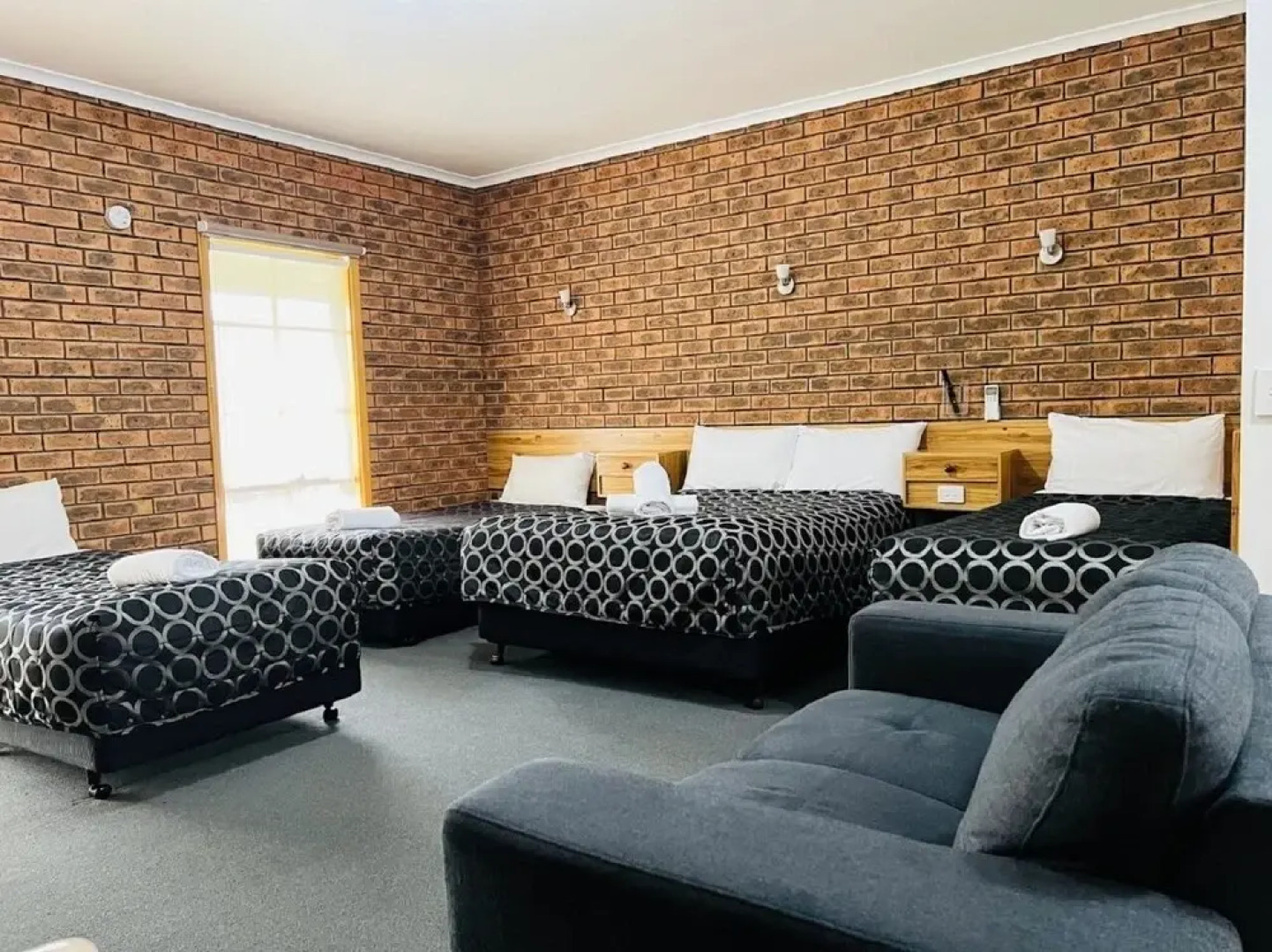 The Cottage Motor Inn Albury CBD