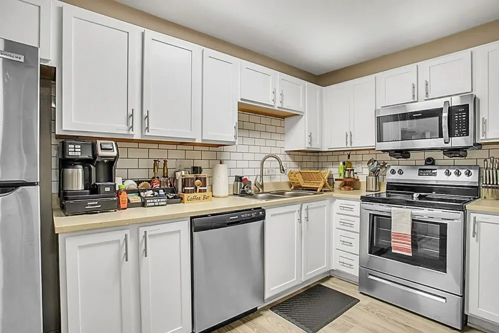 Modern Swank Luxury Apt Mins To Atl Braves Stadium 3 Bedroom Home