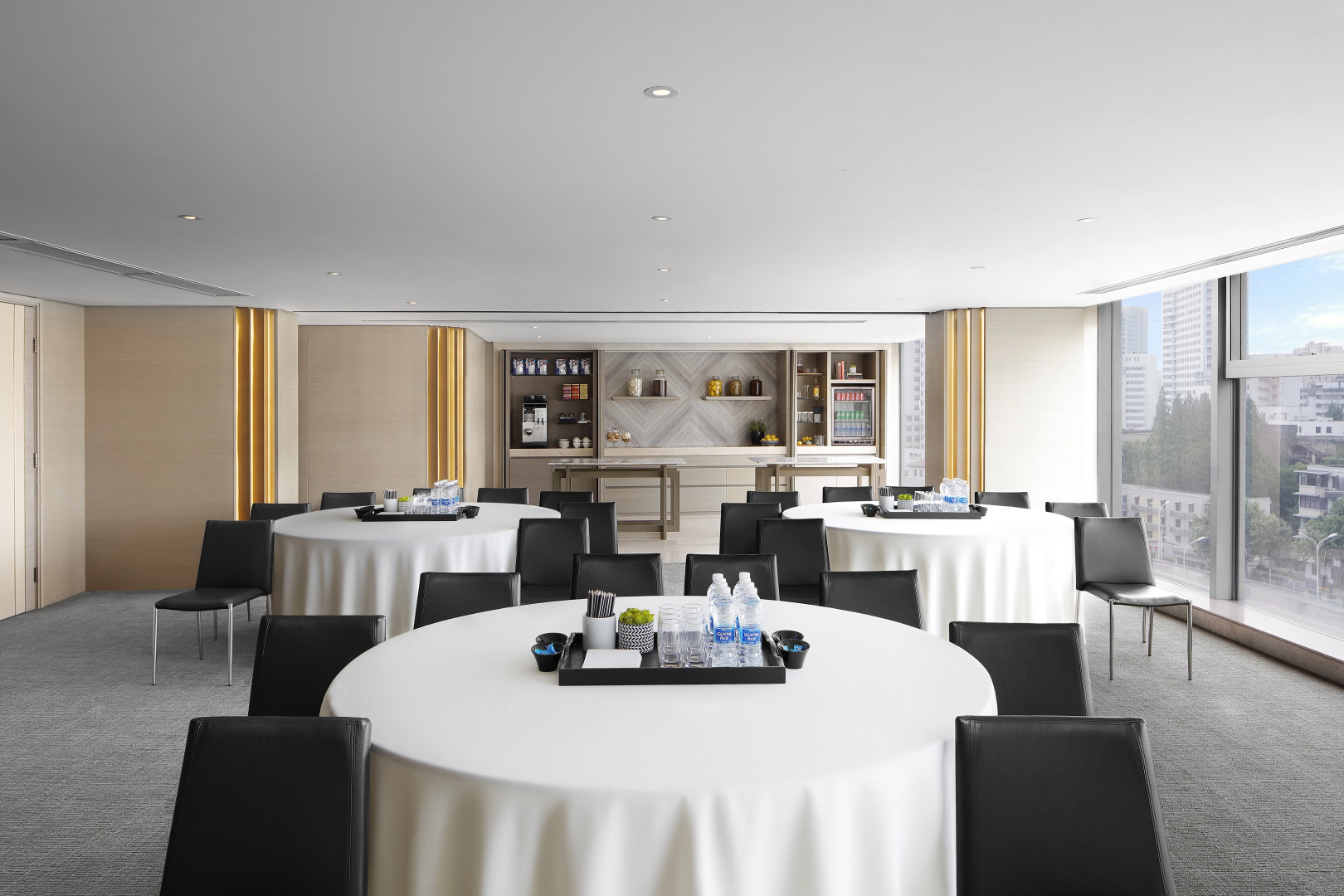 New World Wuhan Hotel