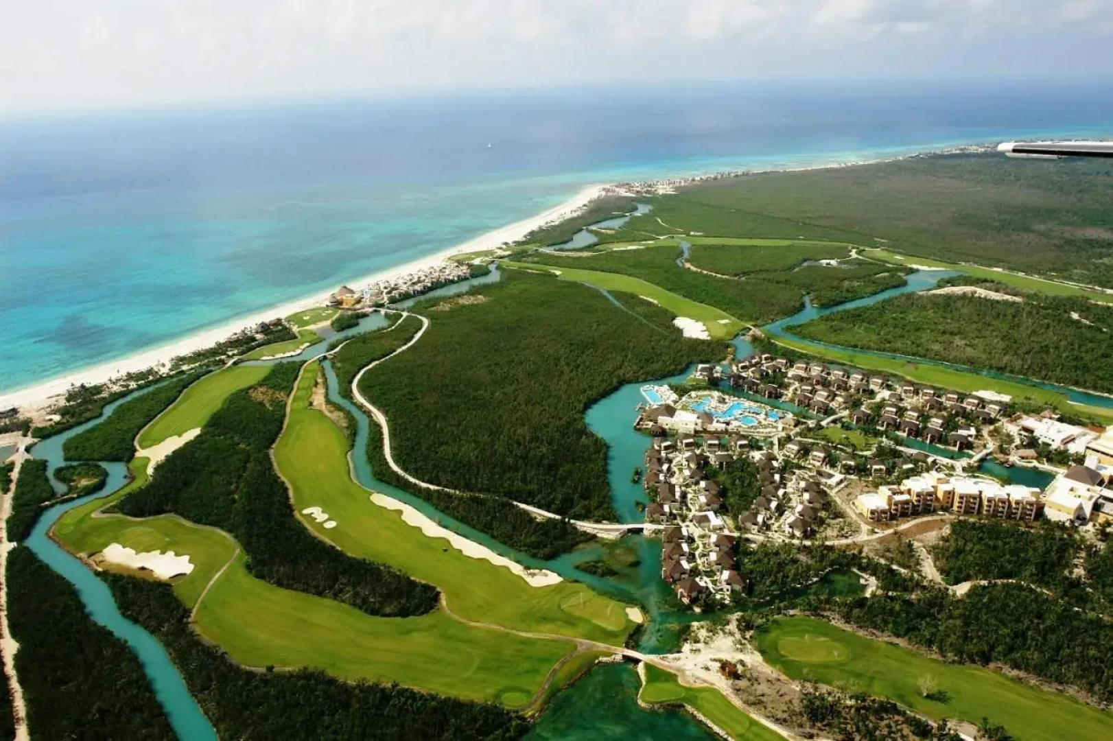 Ipana Dream Downtown Playa del Carmen