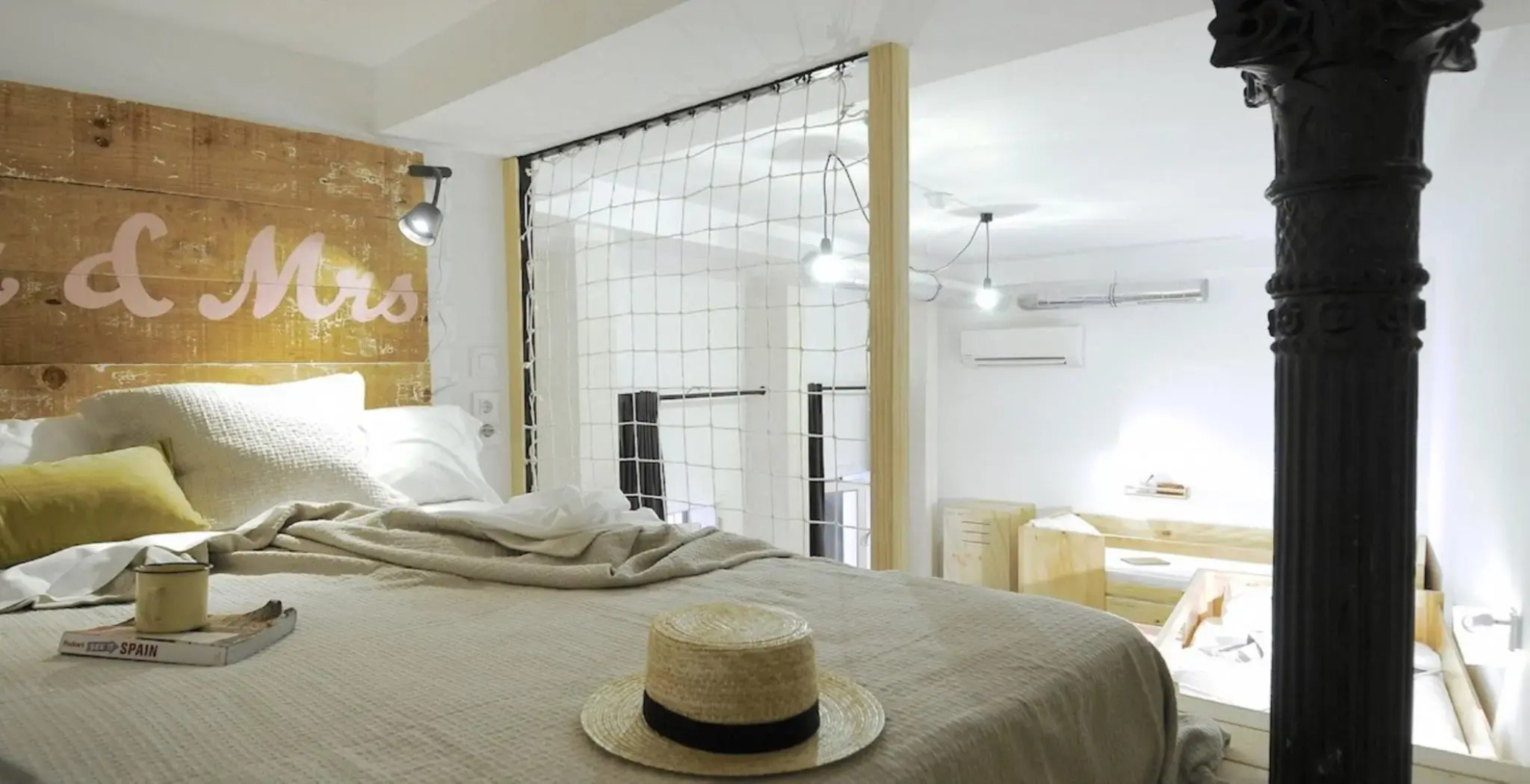 The Hat Madrid - Hostel