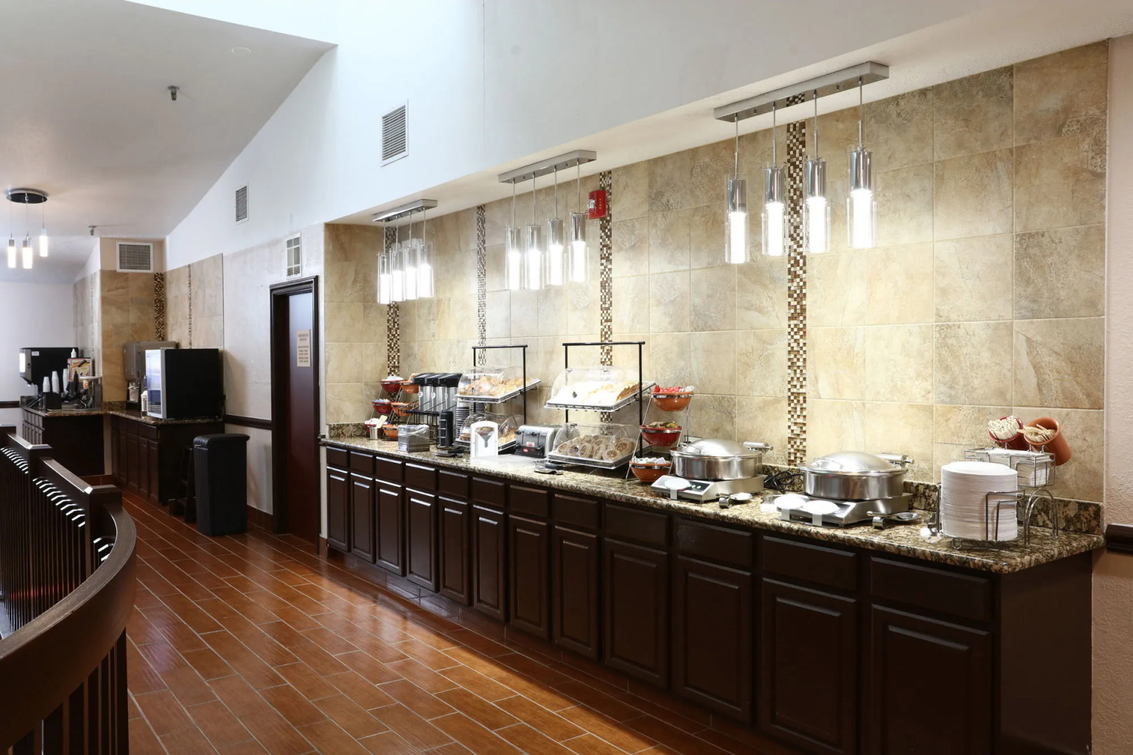 AmericInn by Wyndham Grand Rapids Airport North