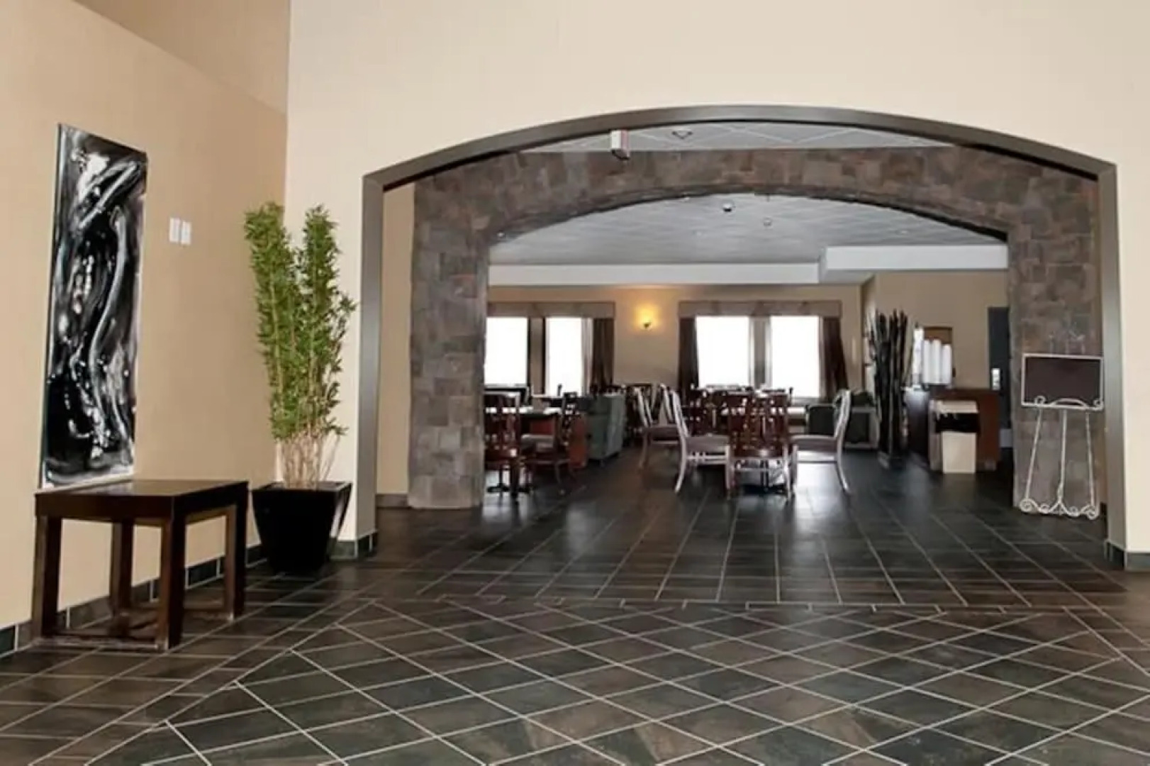 Paradise Inn & Suites Valleyview