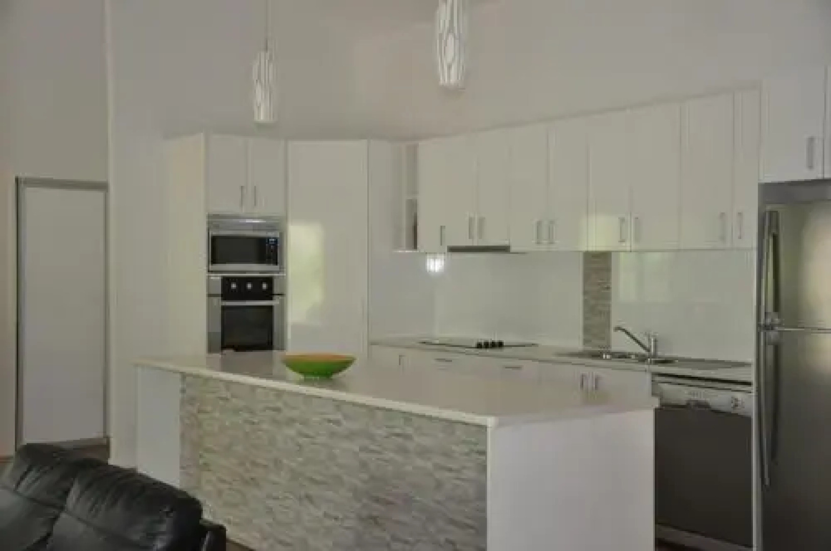 24 Esprit Drive Beach Home With Open Plan Living And Walking Distance To Beach