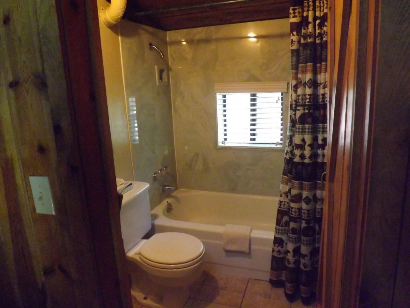 Arizona Mountain Inn and Cabins