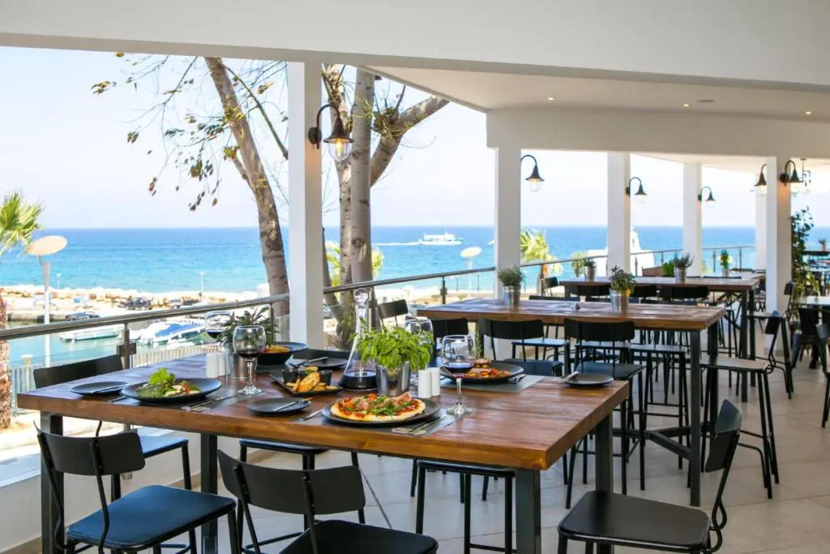 The Golden Coast Beach Hotel