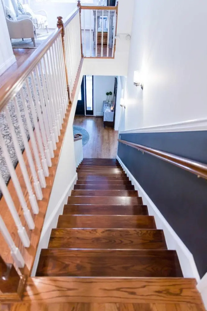 AVA House Bed & Breakfast