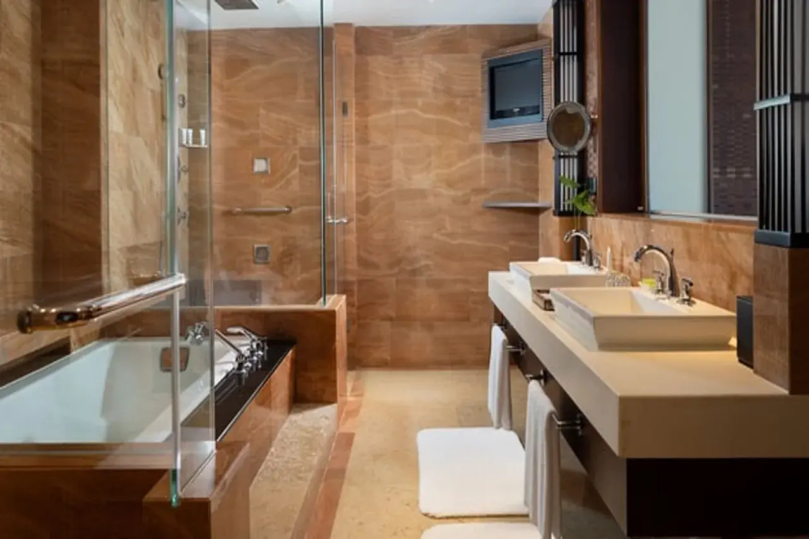 Le Meridien Shimei Bay Beach Resort & Spa