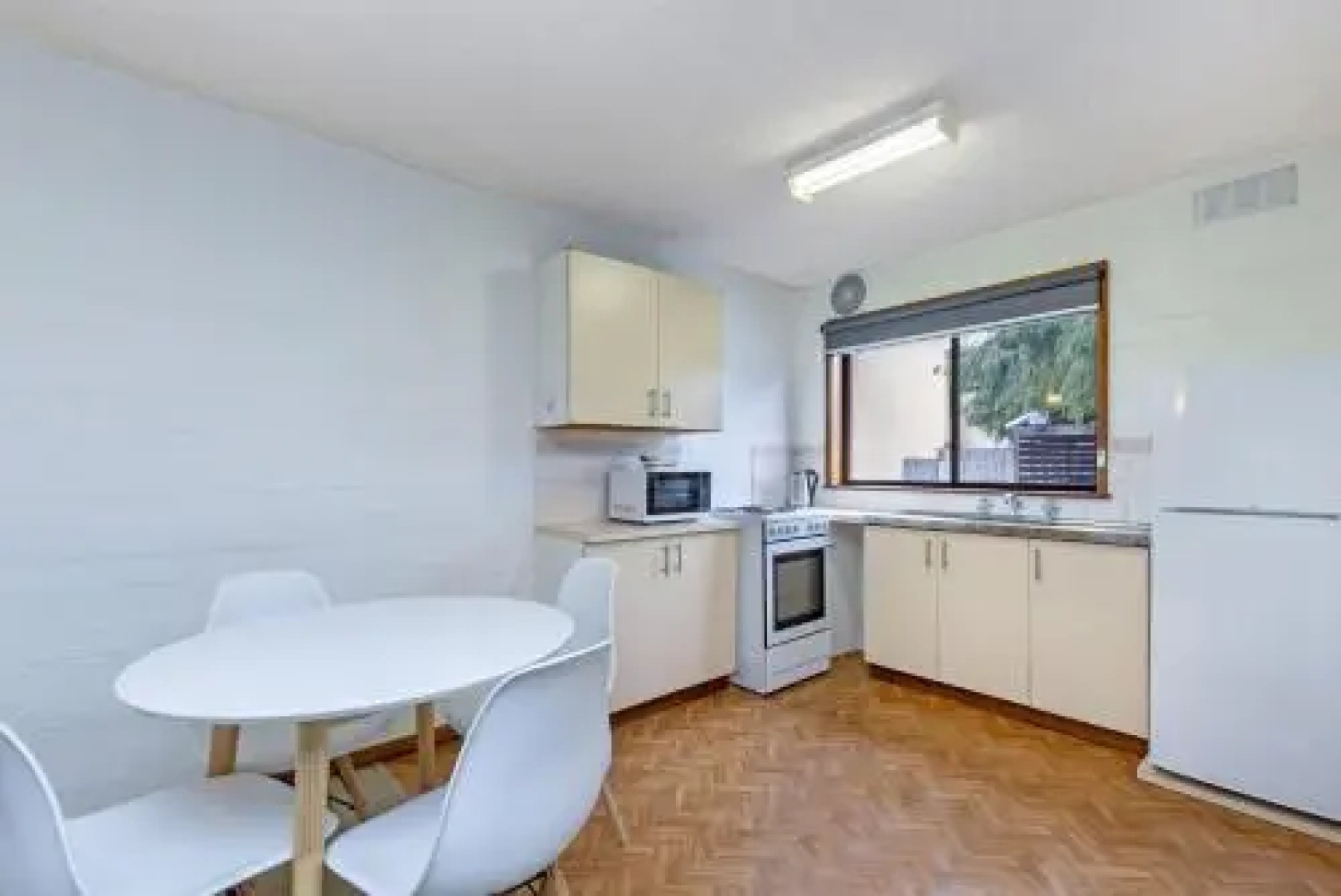 Eastern Beach Holiday Units