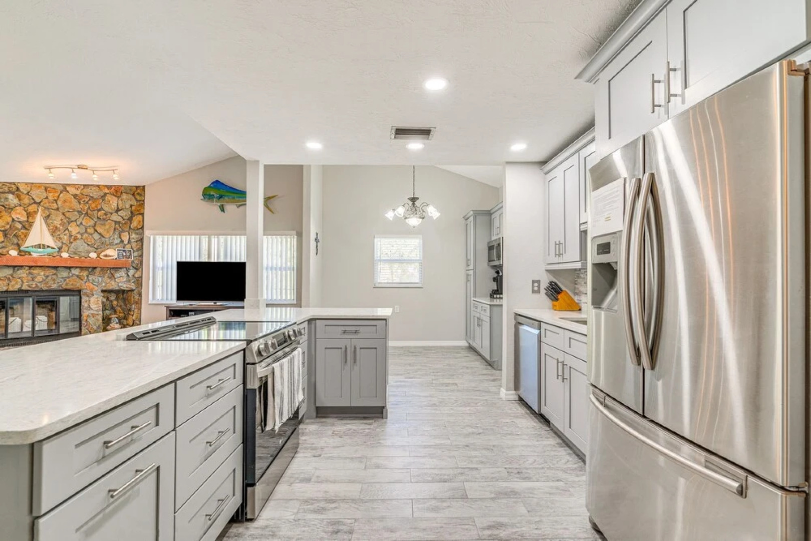 Riverfront Home With Private Dock, Fire Pit!