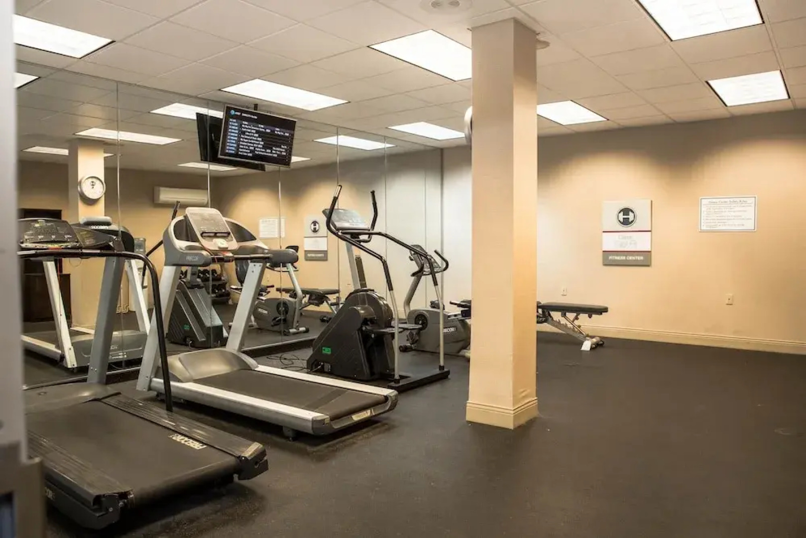 Grand Idaho Inn & Suites