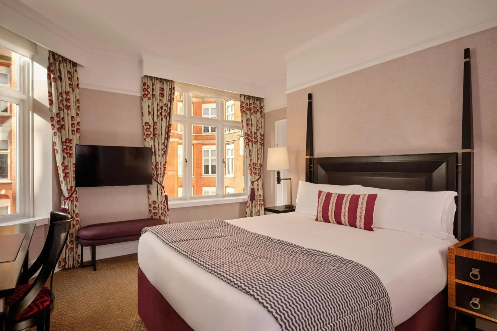 St. Ermins Hotel, Autograph Collection