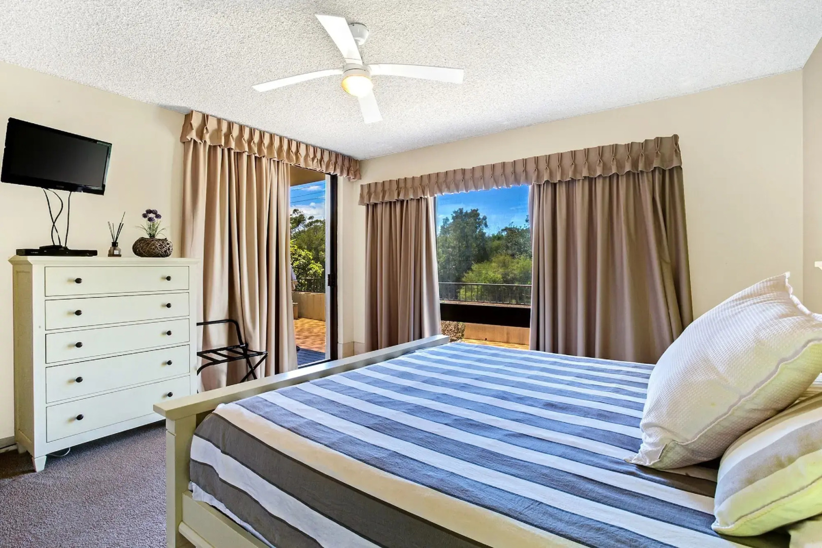 The Dunes, Unit 17/38 Marine Drive