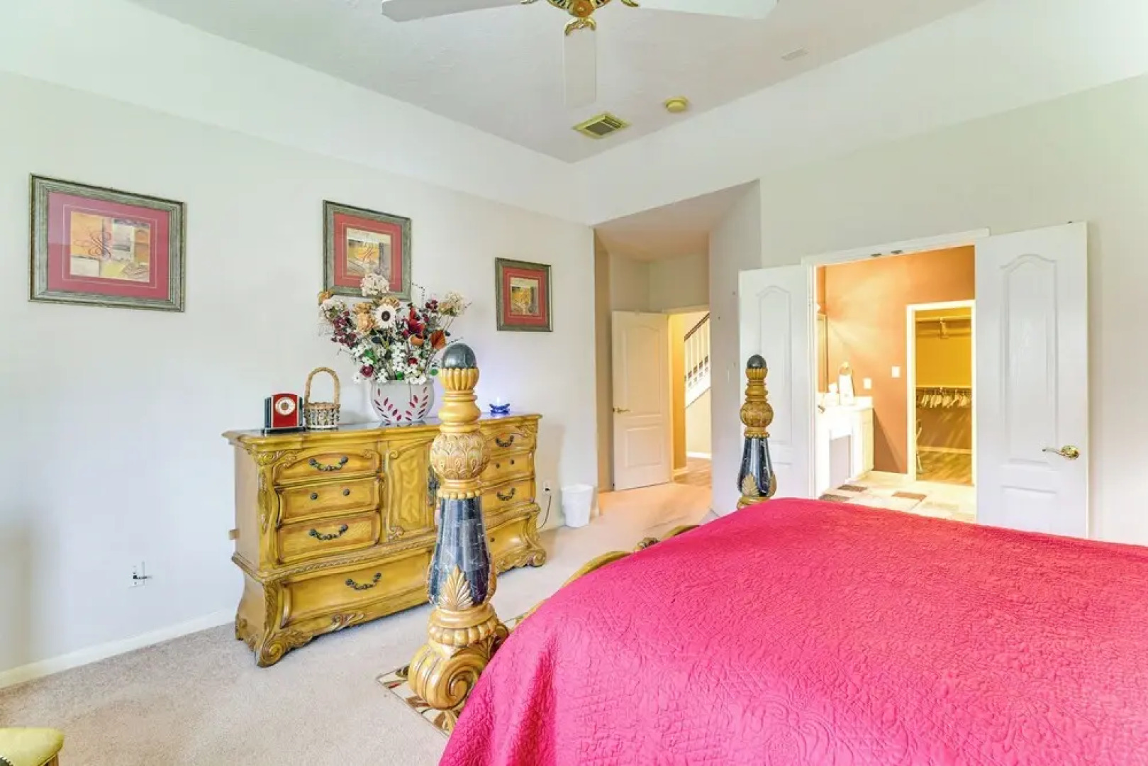 Patio, BBQ & Yard: Family Retreat in Pearland