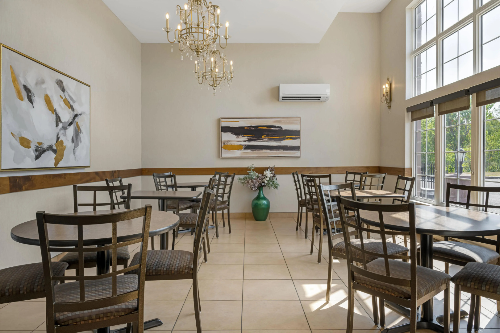 Best Western Plus Fredericton Hotel & Suites