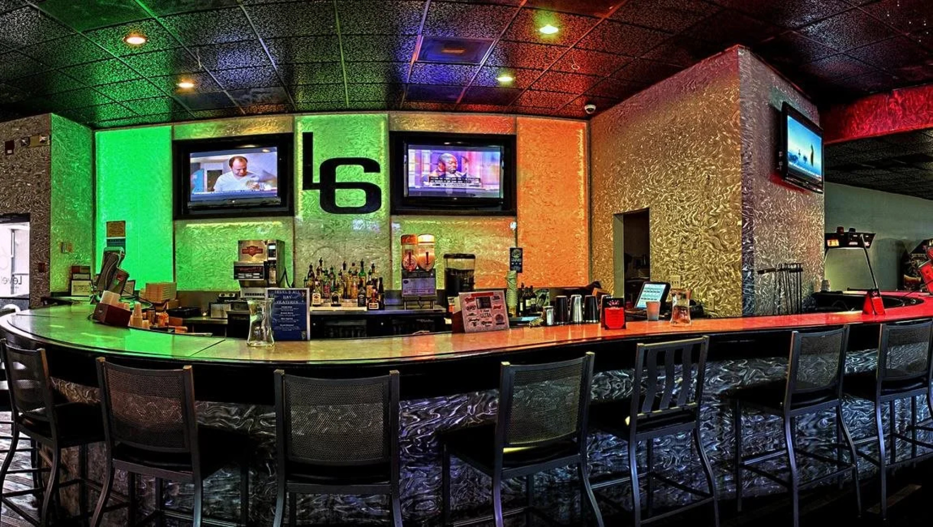 Captain's Quarters Resort