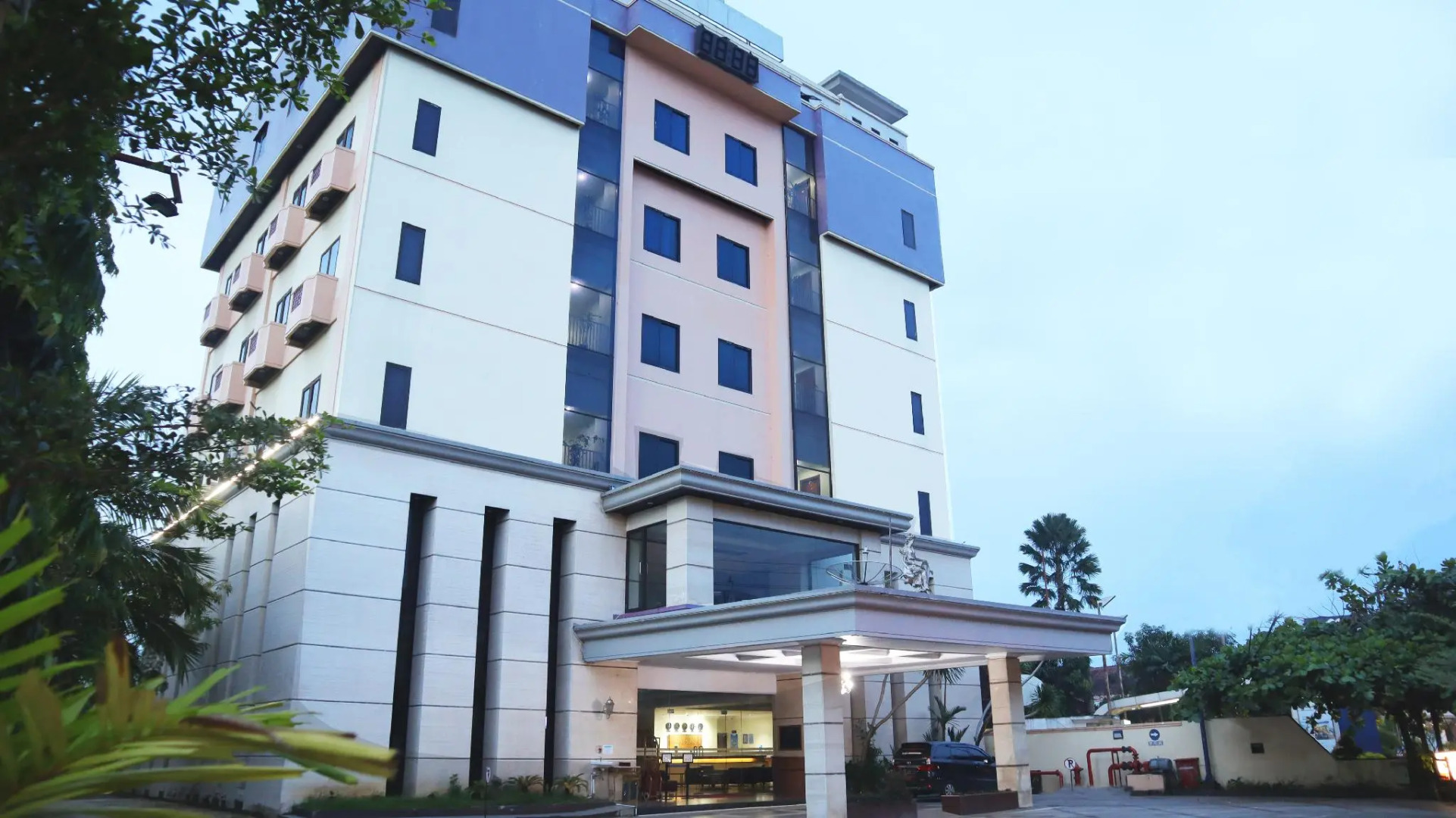 Grand Victoria Hotel