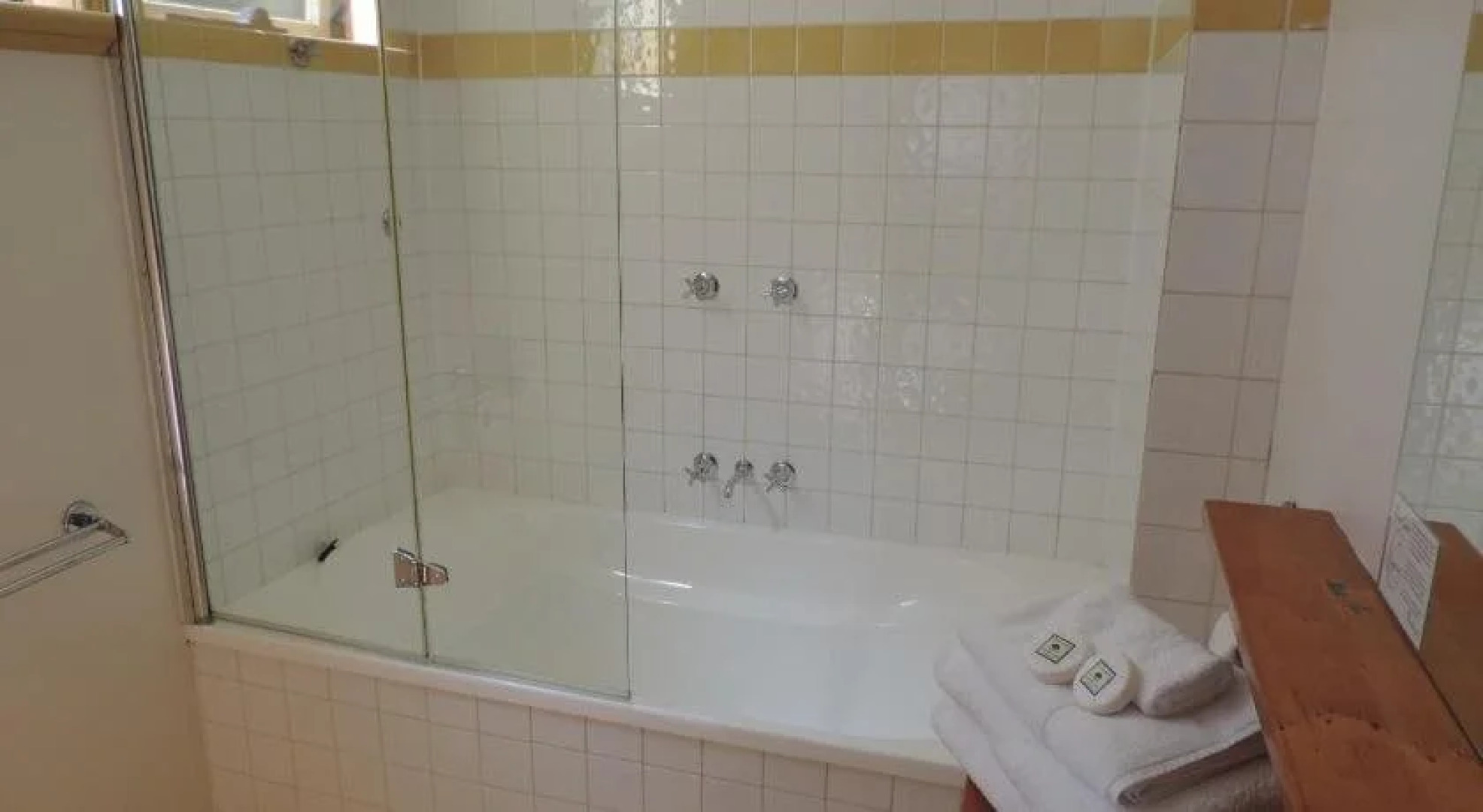 Bushmans Cafe and Accommodation