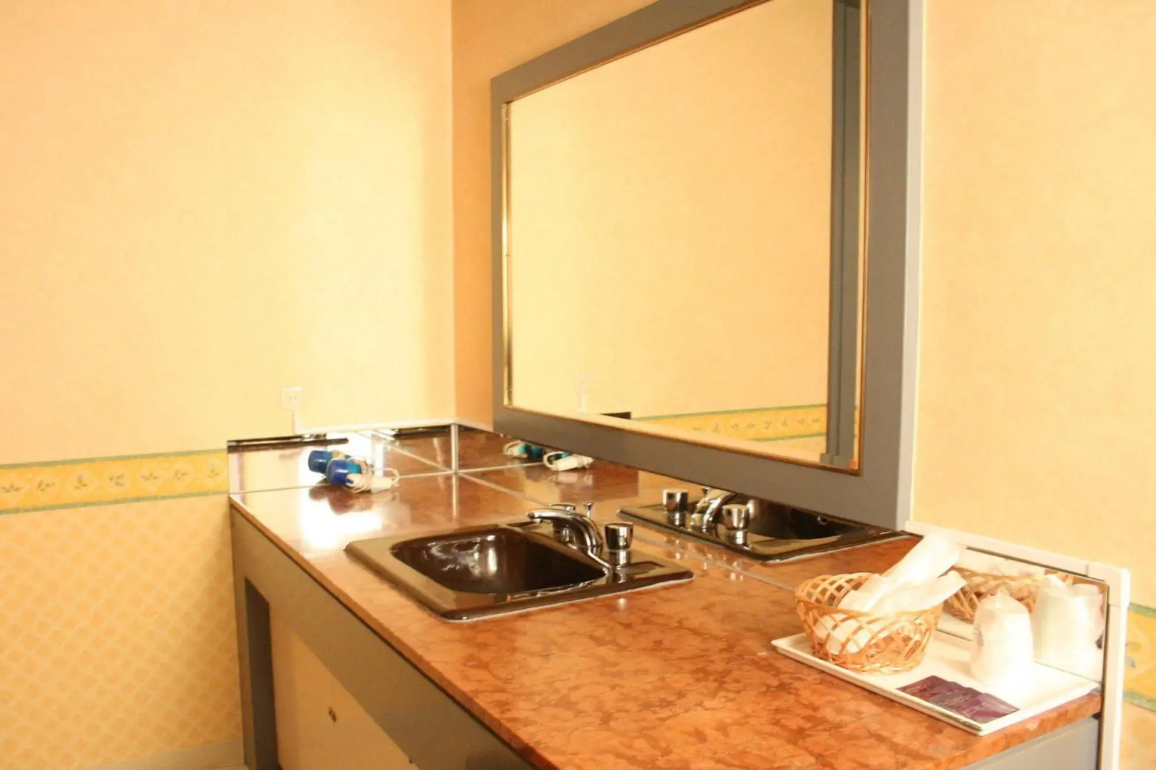 Hotel TROPICAL OSAKA - Adults Only