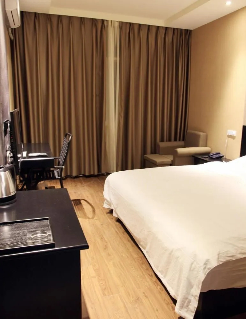 Xichang Yingxi Garden Hotel
