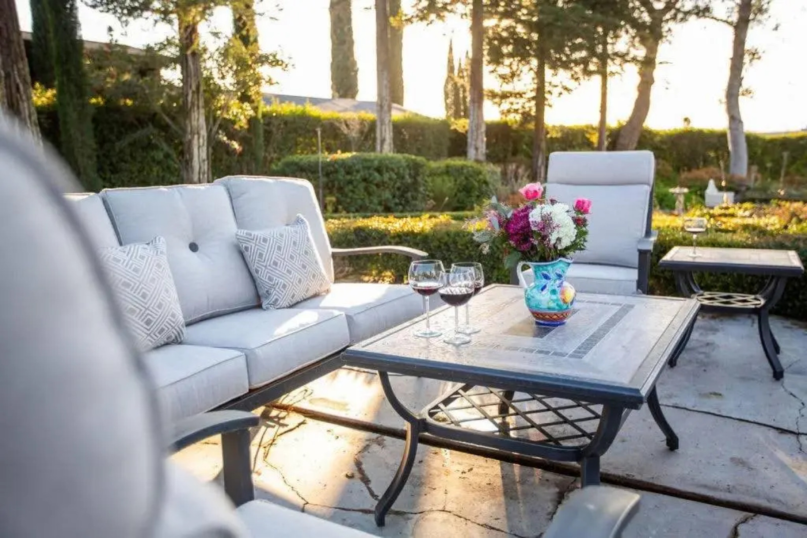 Chateau Robles -Vineyard English Garden