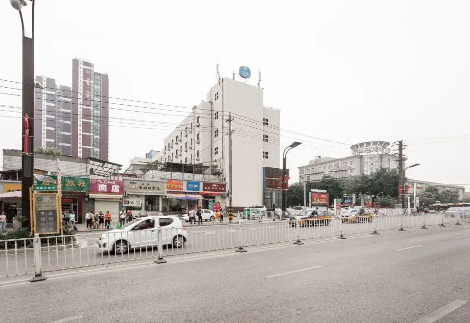 XinYuHaoHotel（formerlyOrientalPearlHotel）