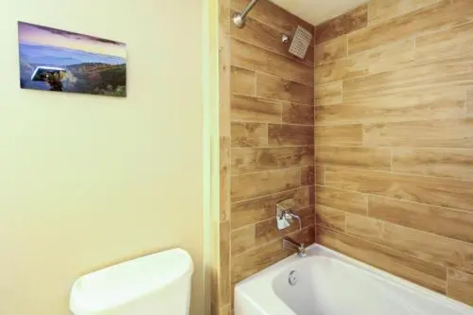 Eagle Springs East 207: Resting Moose Suite