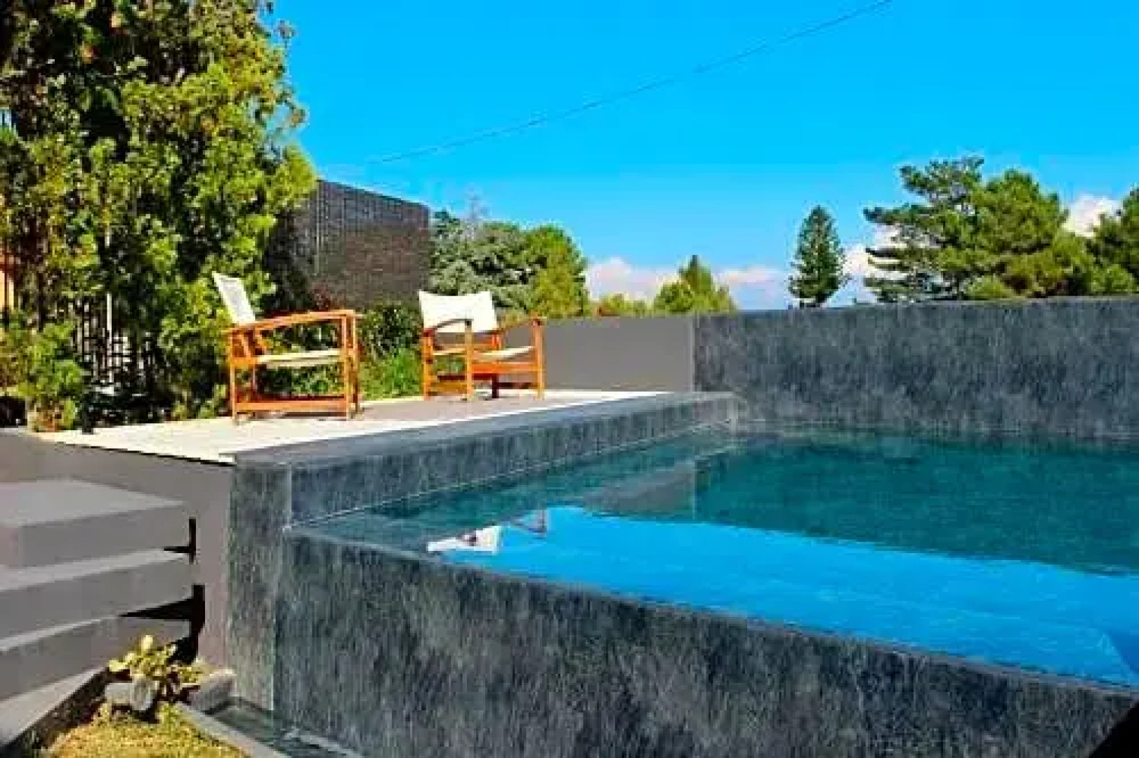 LeTreDonne-Villa con piscina