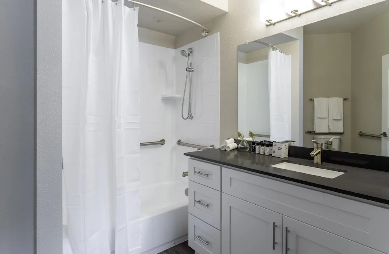 Domio Tempe Elegant 3BR 10 Min to Botanical Garden