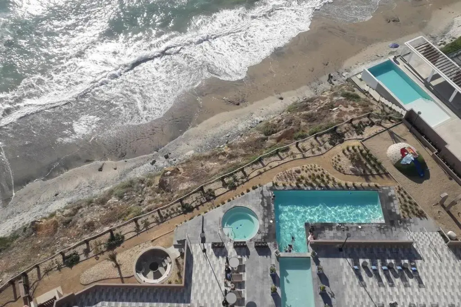 Luxury Beach Condo with Pool