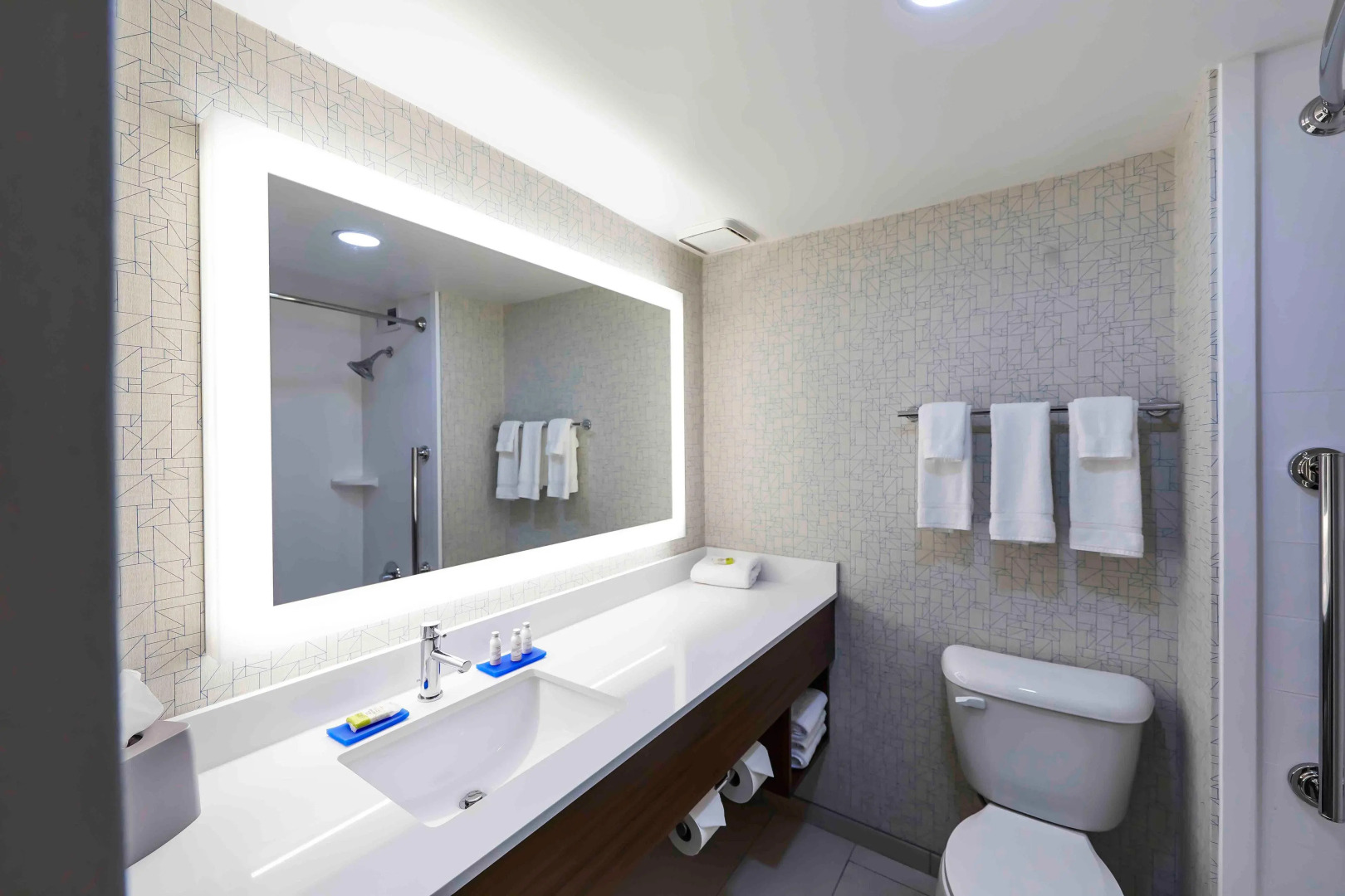 Holiday Inn Express Nashville Downtown - Broadway by IHG