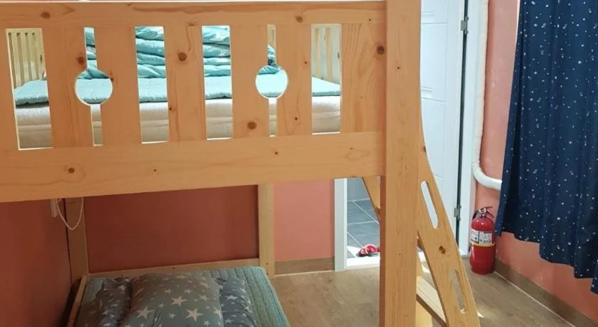 Sai Guesthouse - Hostel