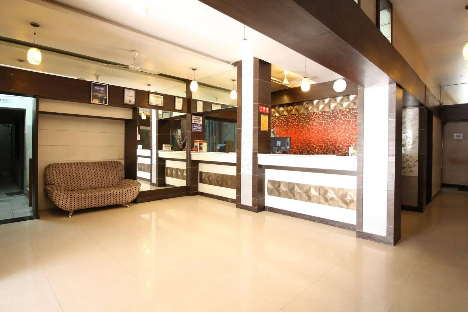 Hotel Meera
