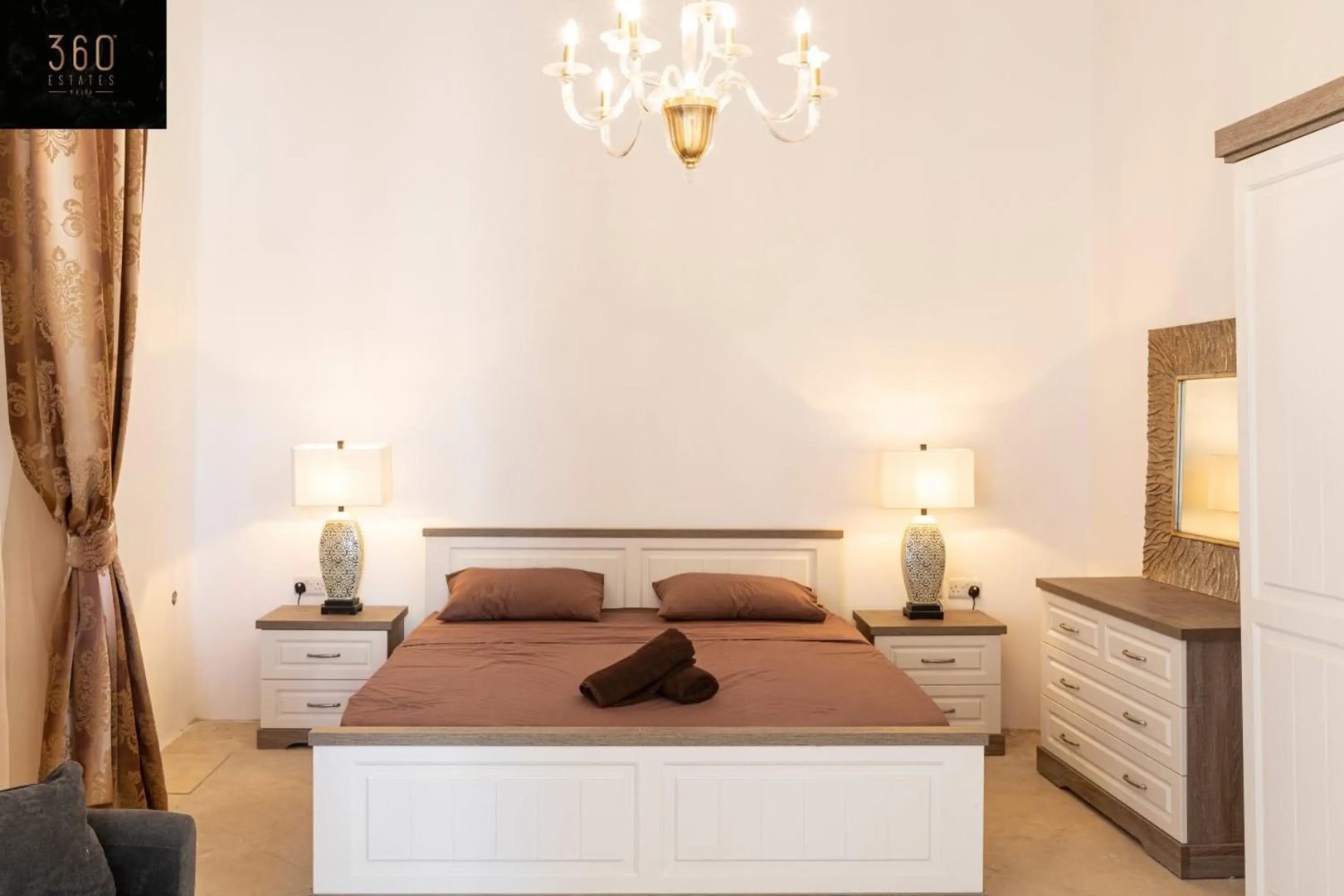 Palazzo 16th Century Mdina, opposite St Paul's Cathedral by 360 Estates