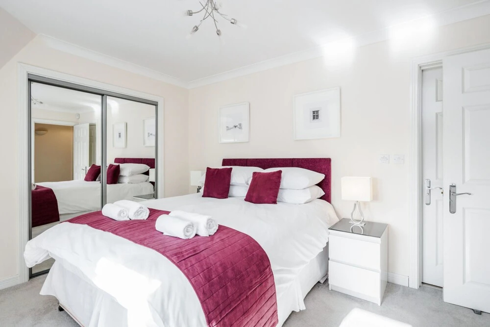 Roomspace Apartments -Royal Swan Quarter