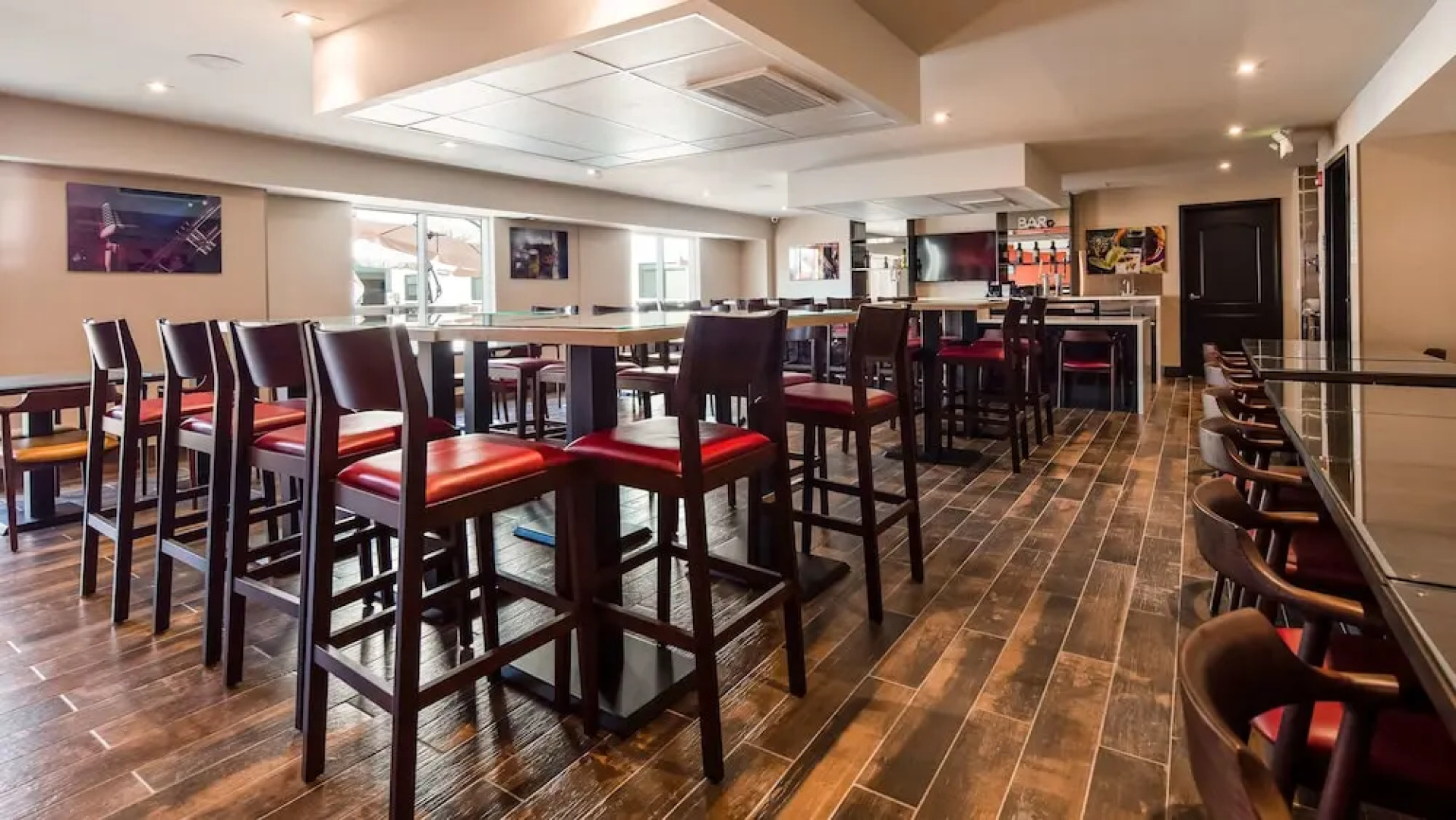 Best Western Premier NOHO Inn