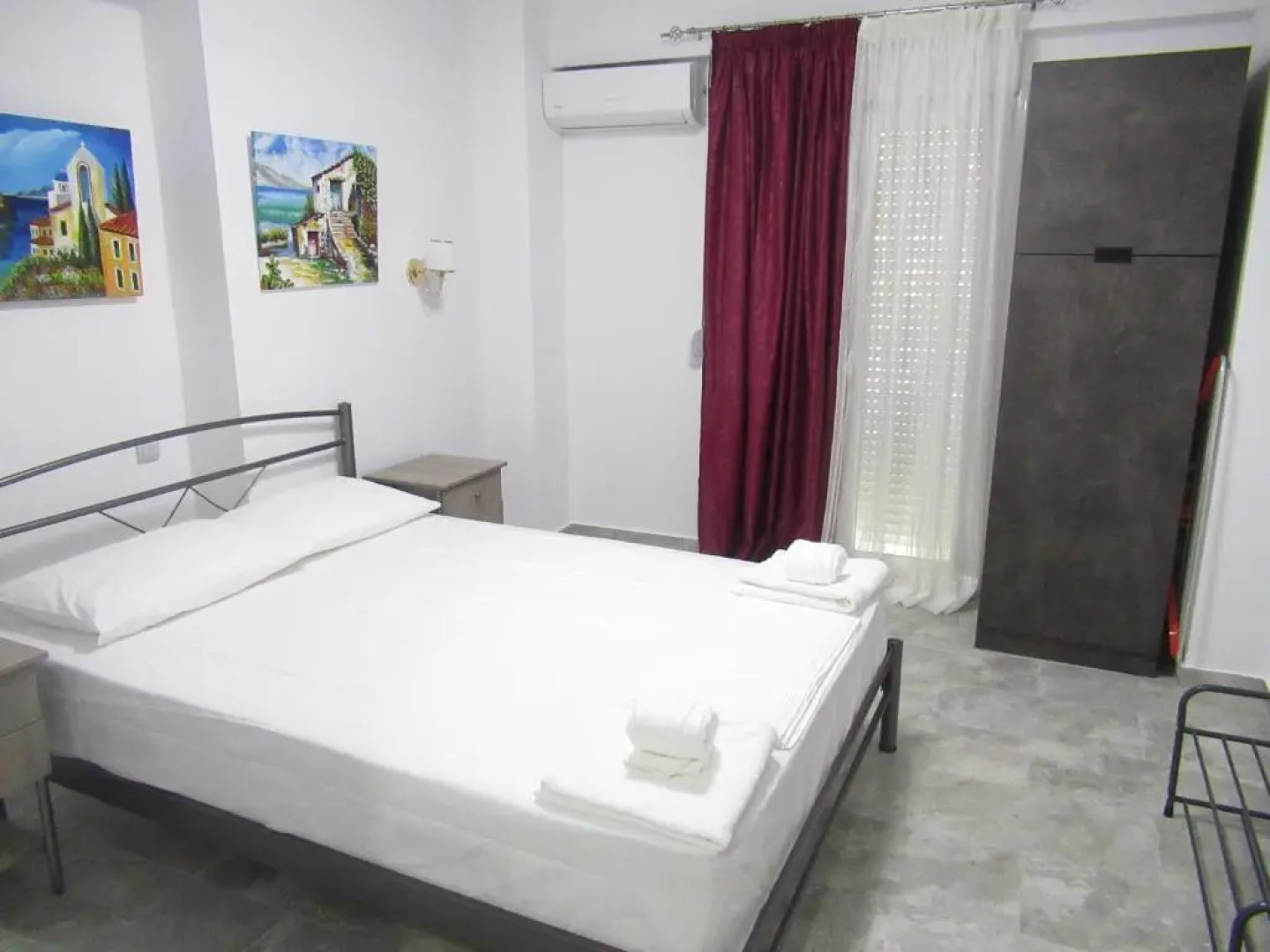 Artistic Rent Rooms & Apartments