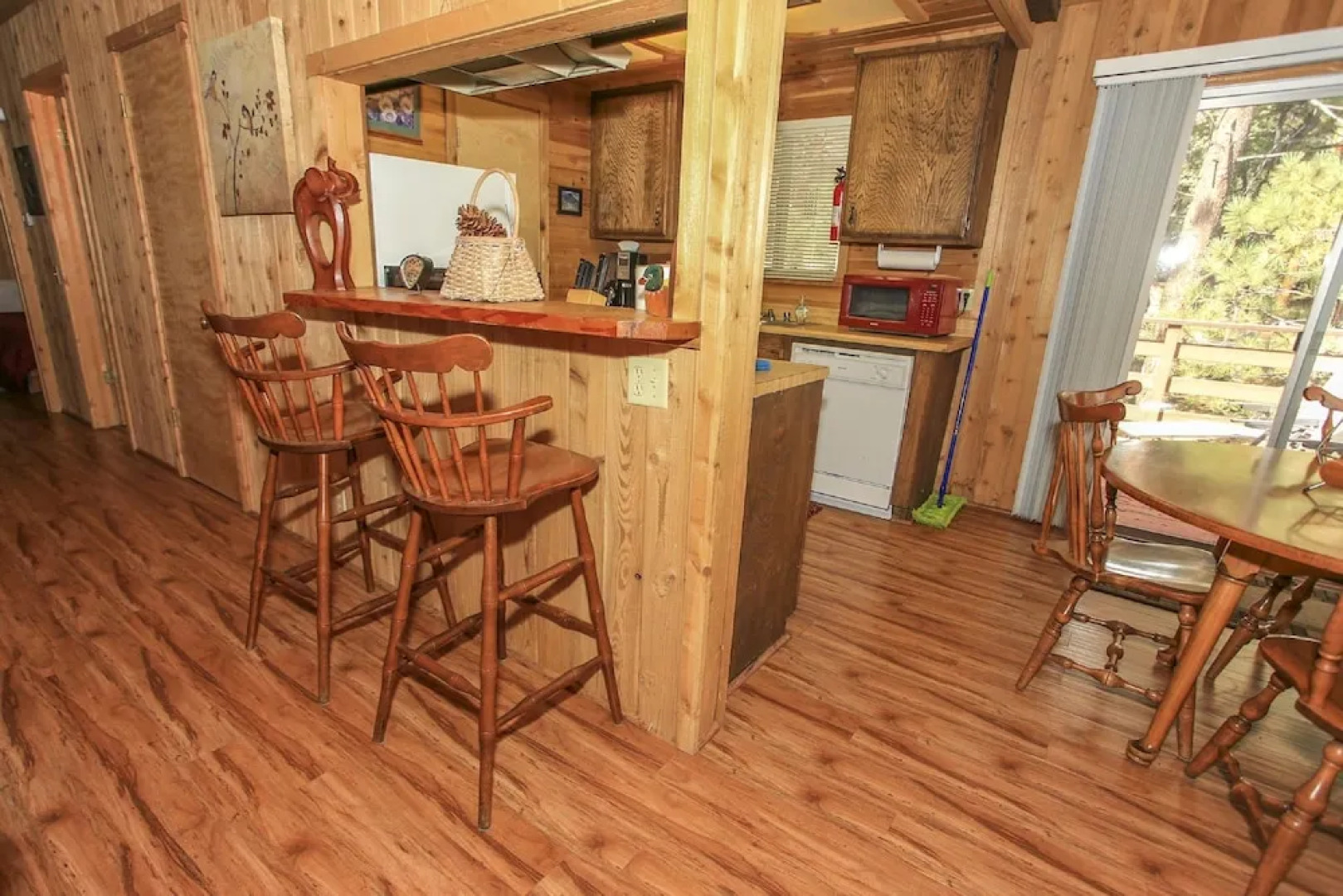 Grannys Love Shack by Big Bear Cool Cabins