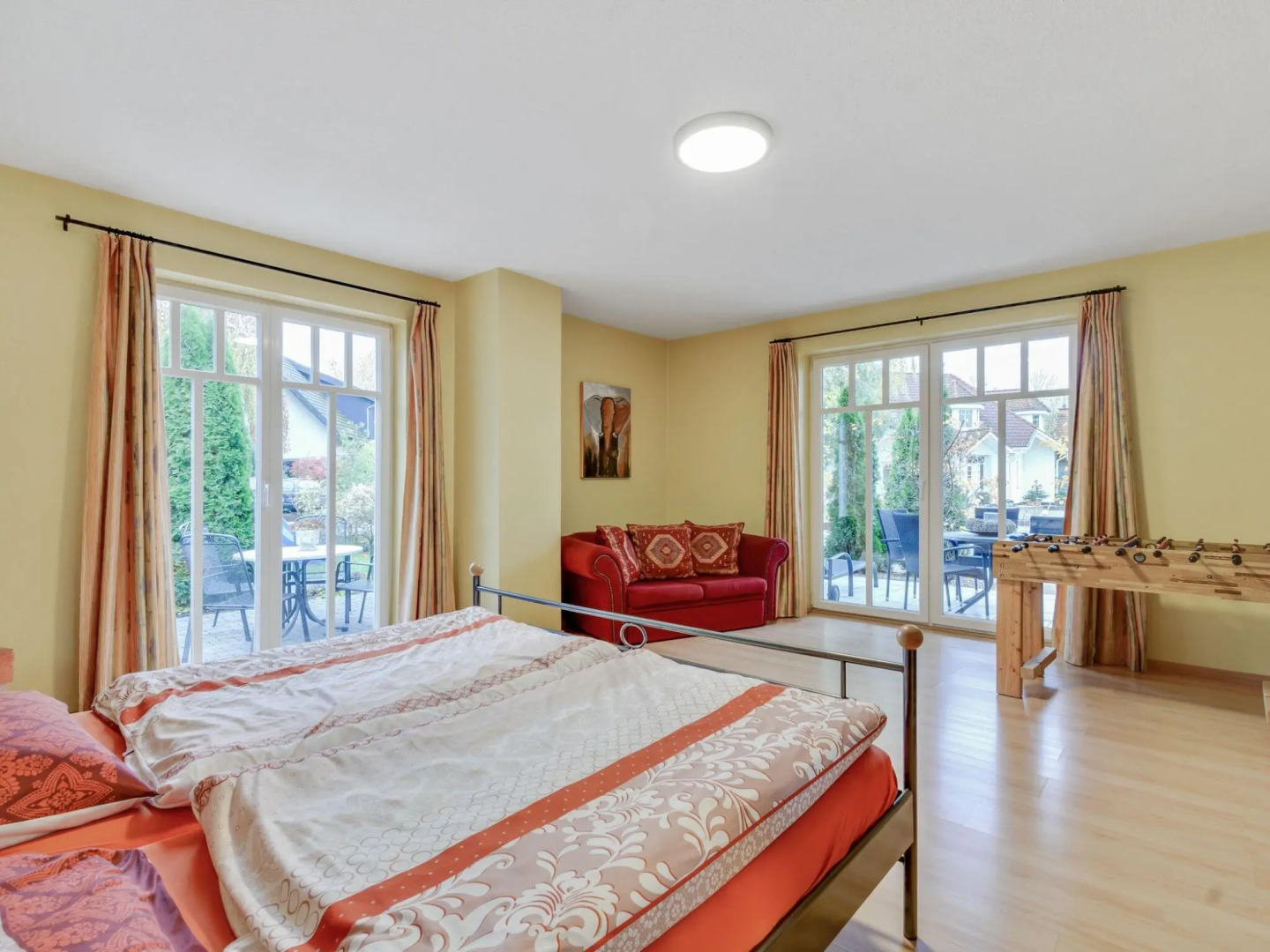 Spacious Apartment With Private Terrace