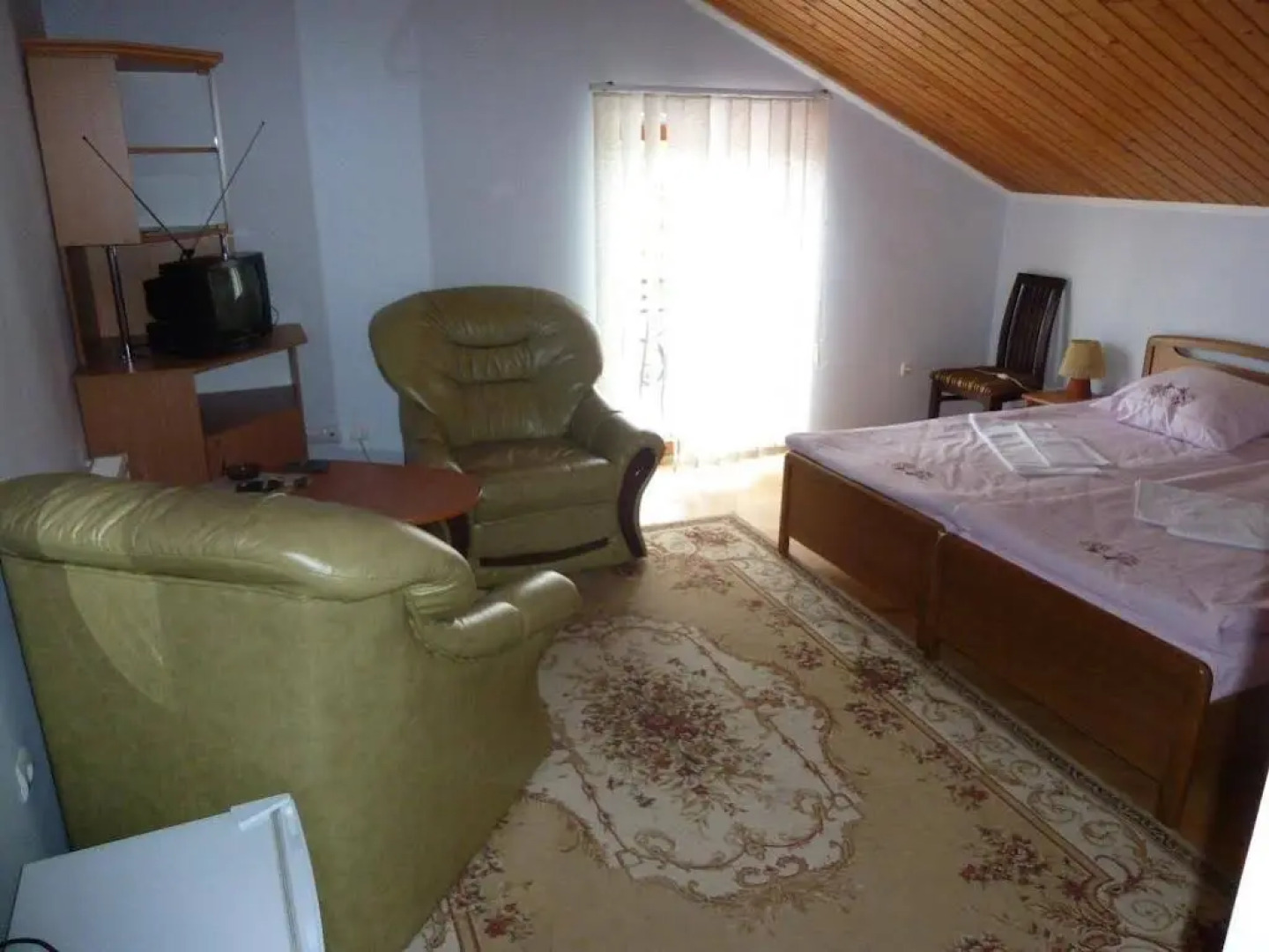 Отель Зелёный Клин