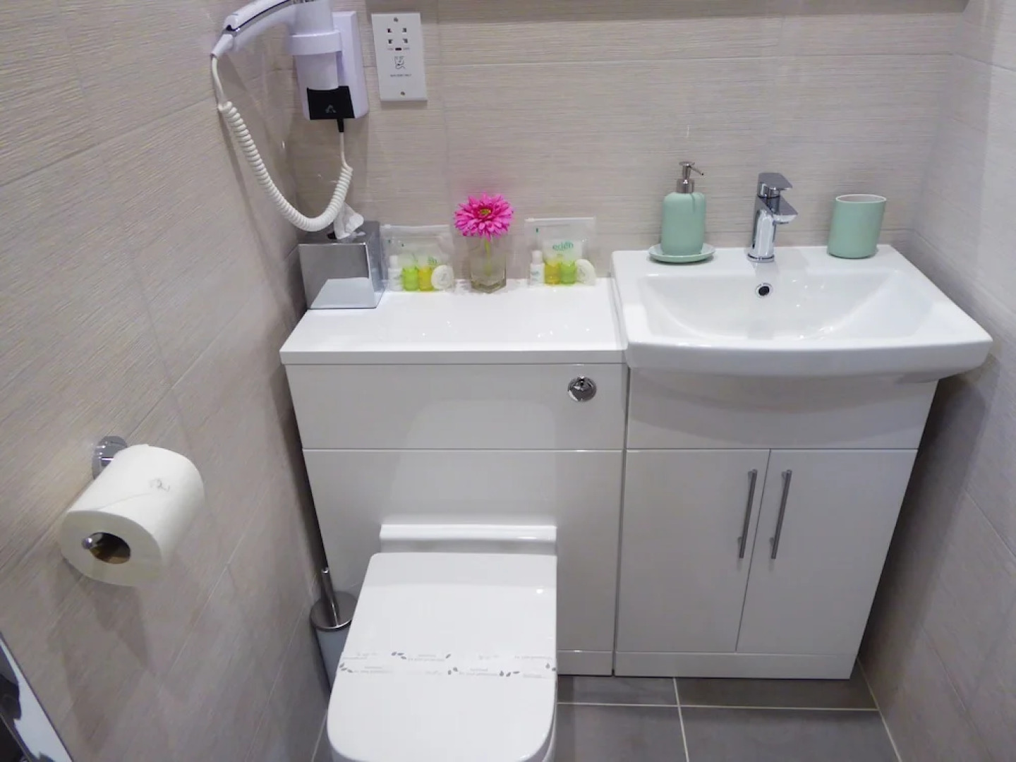 Handywater Cottage B&B