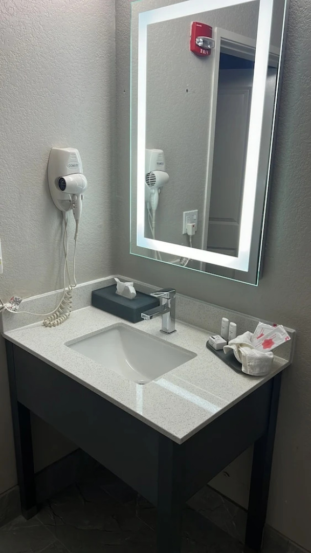 La Quinta Inn & Suites Ada