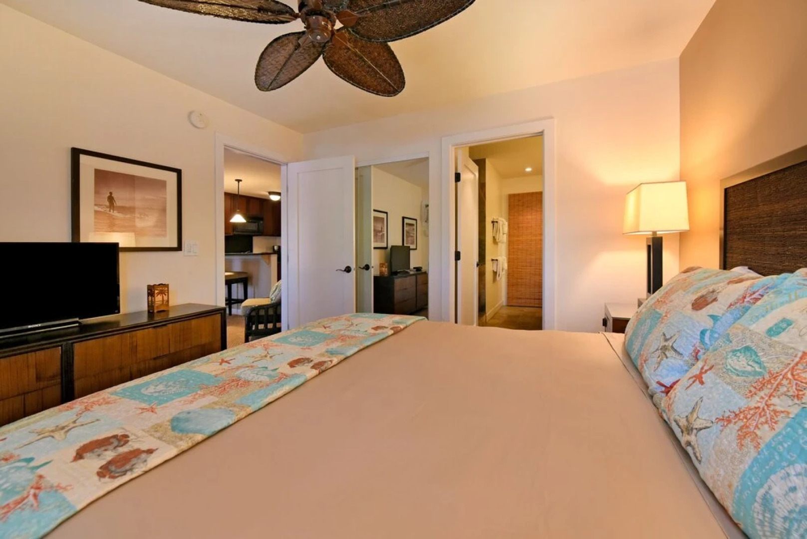 Aina Nalu I104 by RedAwning