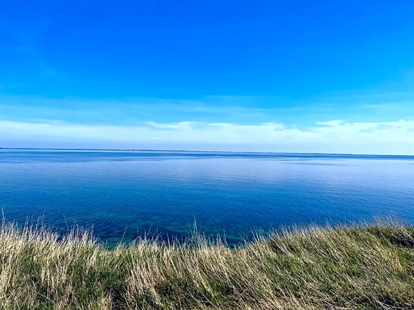 Apartment Ruhetgaard Bed & kitchen